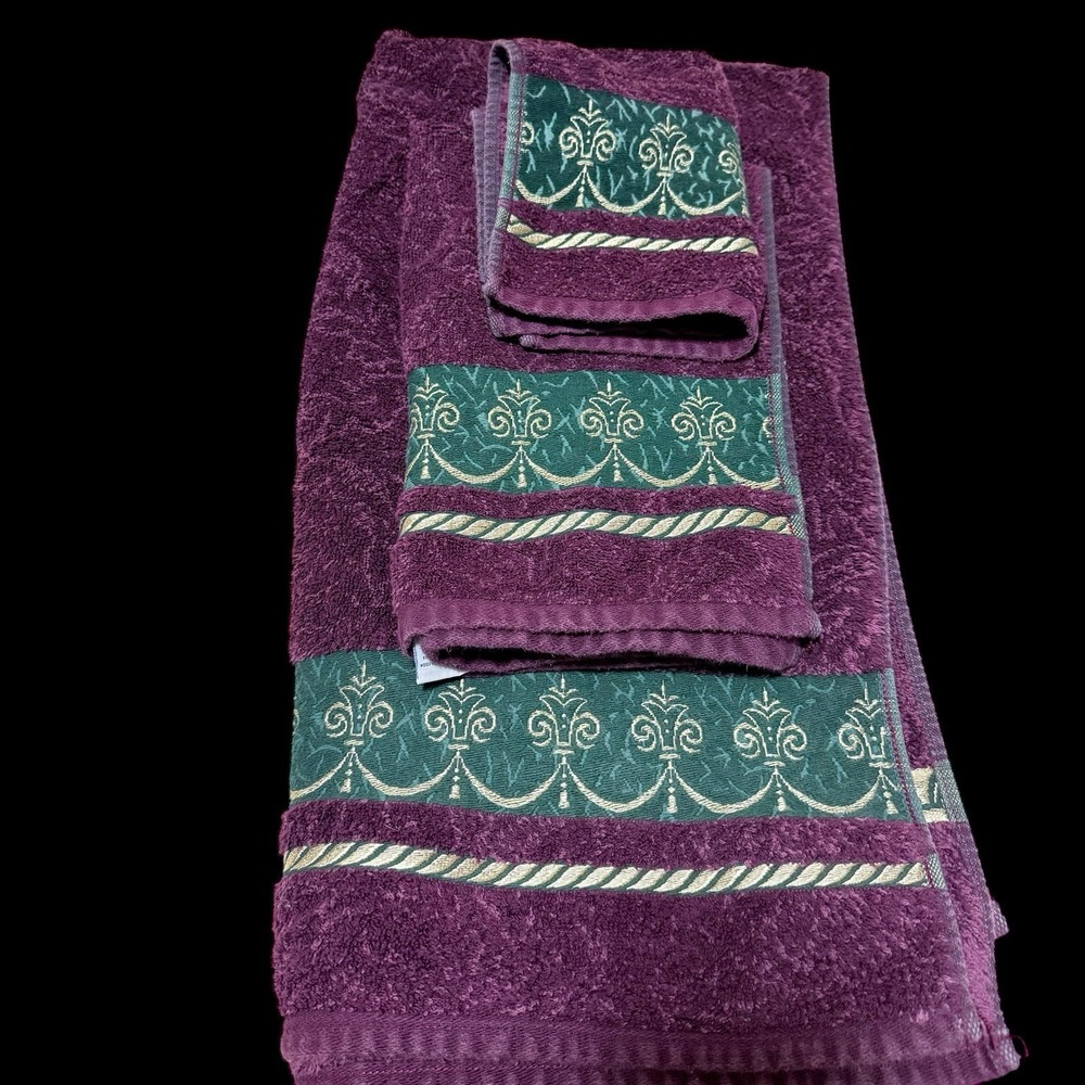 Vtg Santens Towel Set Purple & Green‎ Gold Embroidered Dark Romance Goth Decor